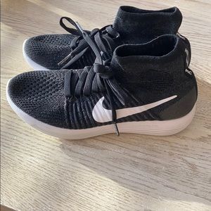 WORN ONCE! Nike running shoe! Size 6.